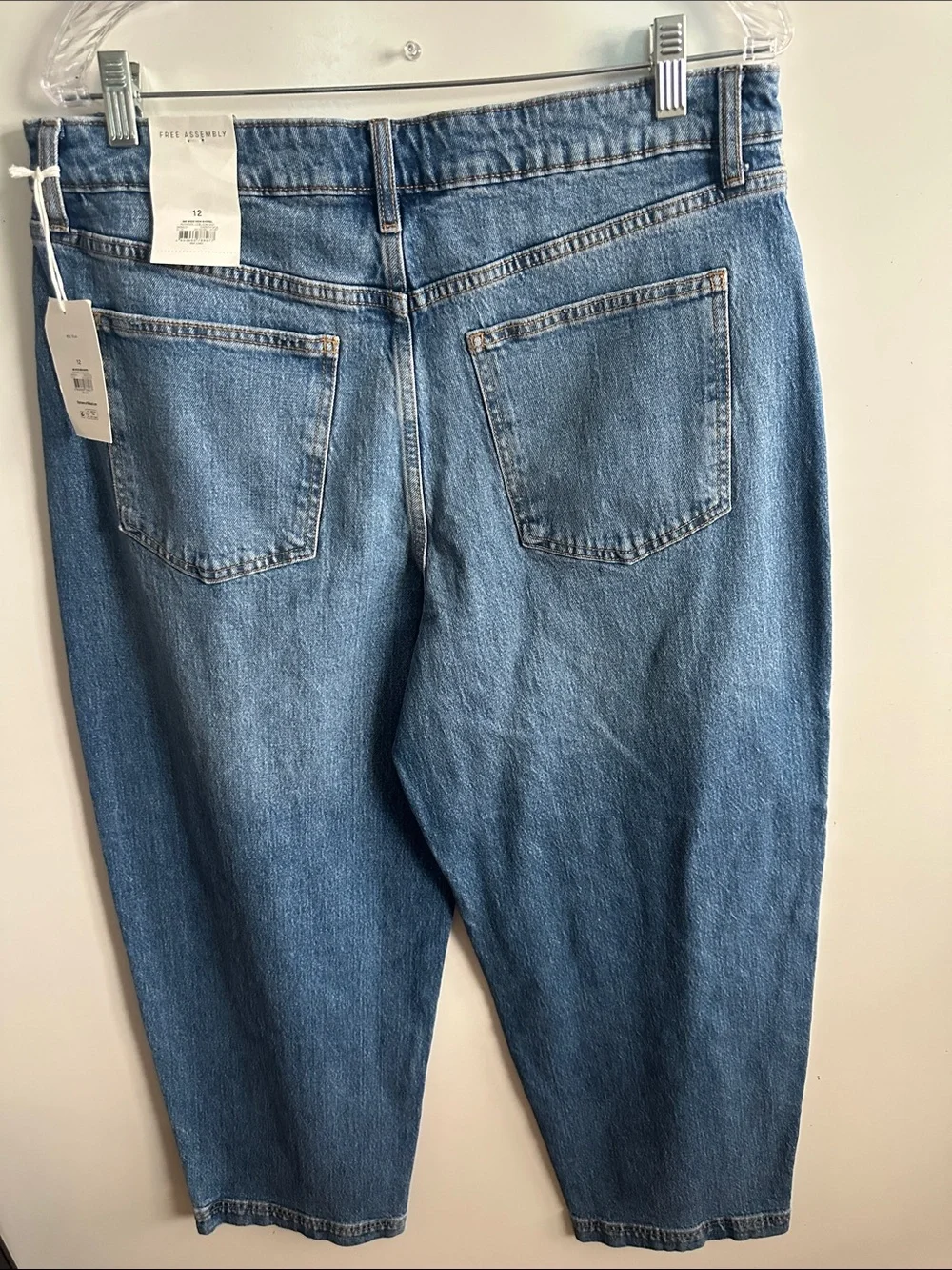 Women's Mid Rise Wide Hem Barrel Jeans Size